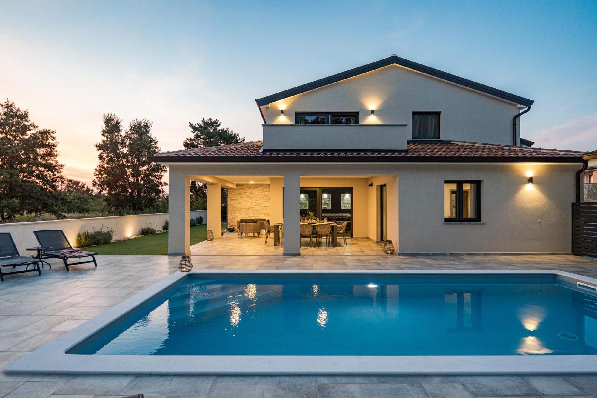 Special Offer! New Luxury Apartment With Pool, Fitness, Outdoor Bar&Grill Бує Екстер'єр фото
